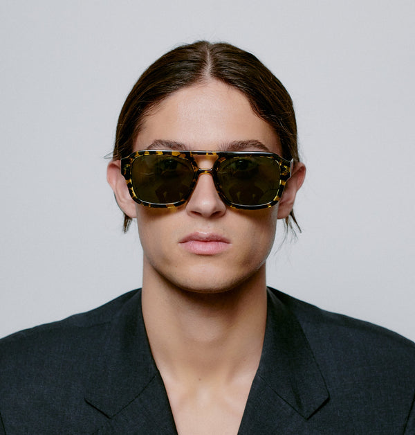 Kaya / Black Yellow Tortoise & Graphite Green Lens - Shade Files